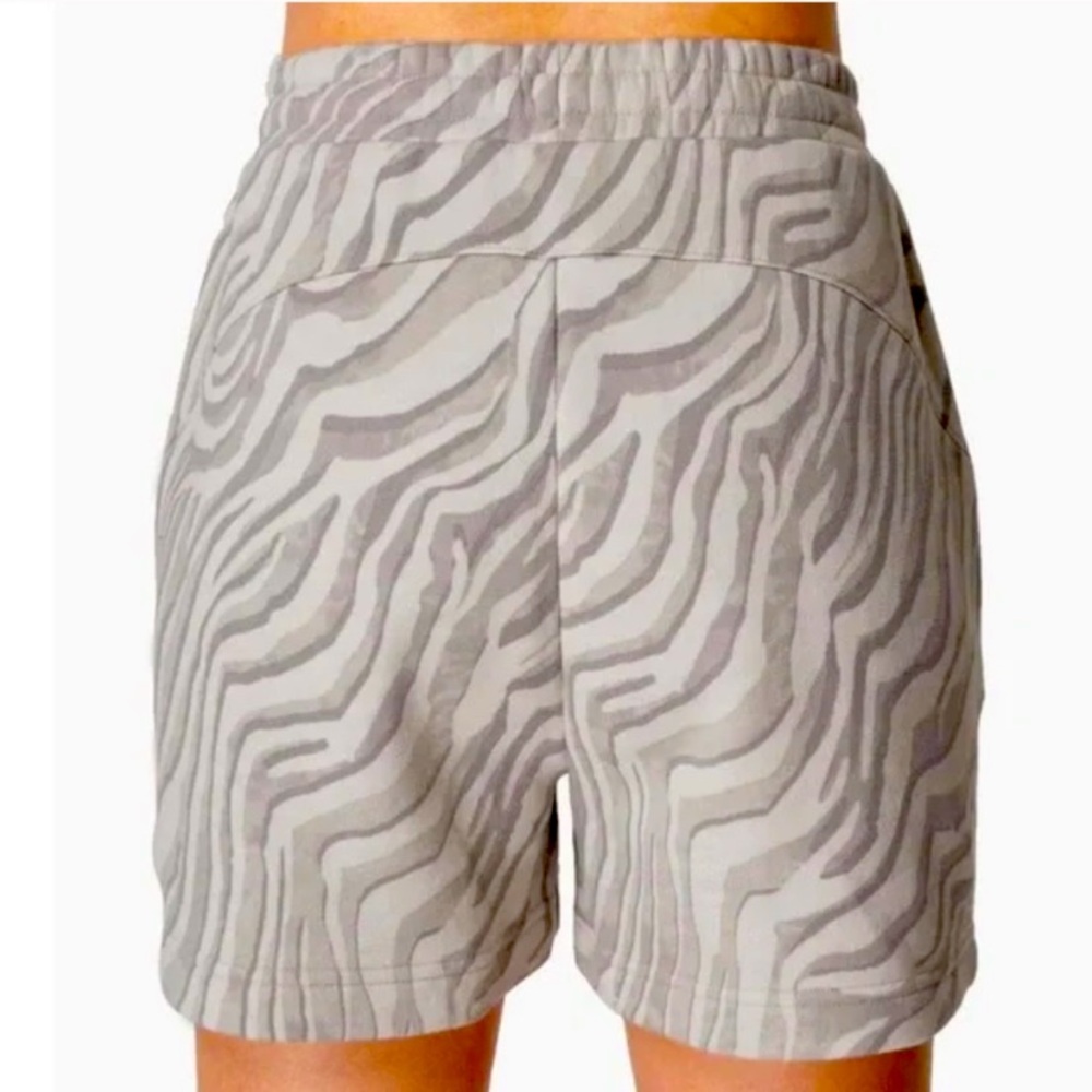 Sweaty Betty Grey Zebra Organic Cotton French Terry Shorts - Picture 3 of 11